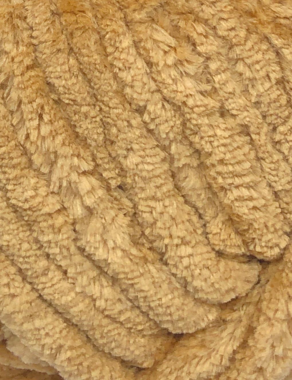 Cygnet Scrumpalicious Teddy (9009) chenille yarn - 200g